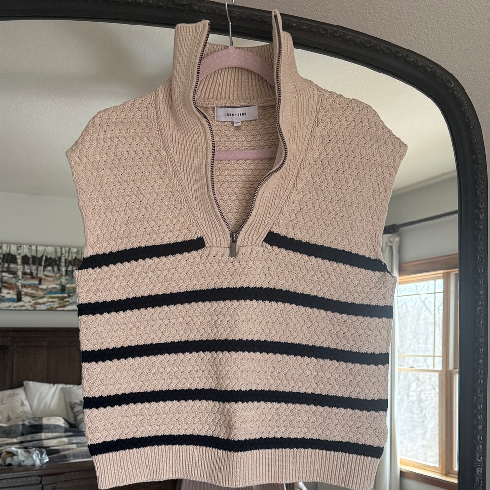 John + Jenn Beige Textured Knit Sweater